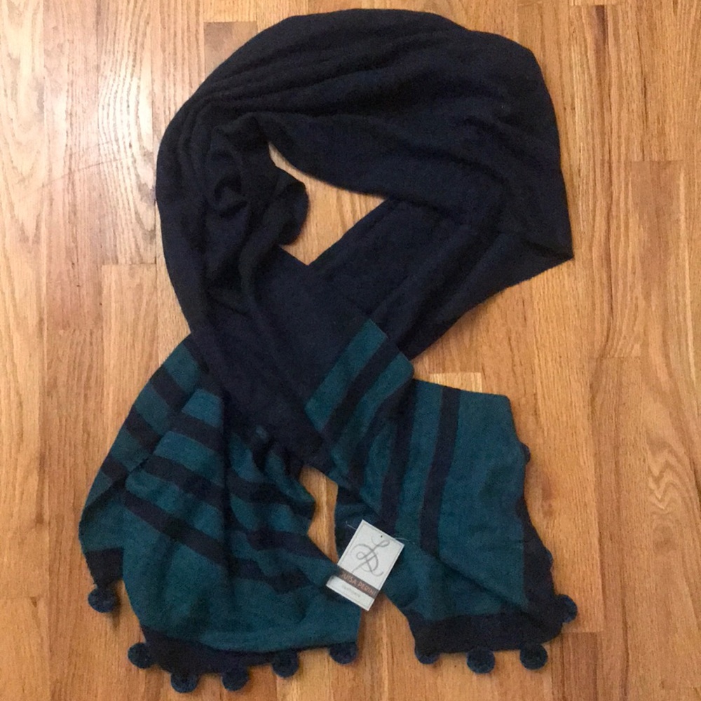 Cashmere pom pom winter scarf